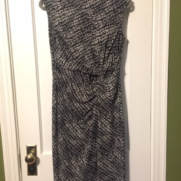 Kenneth Cole Faux Wrap Dress - Size Medium - Picture 3 of 4